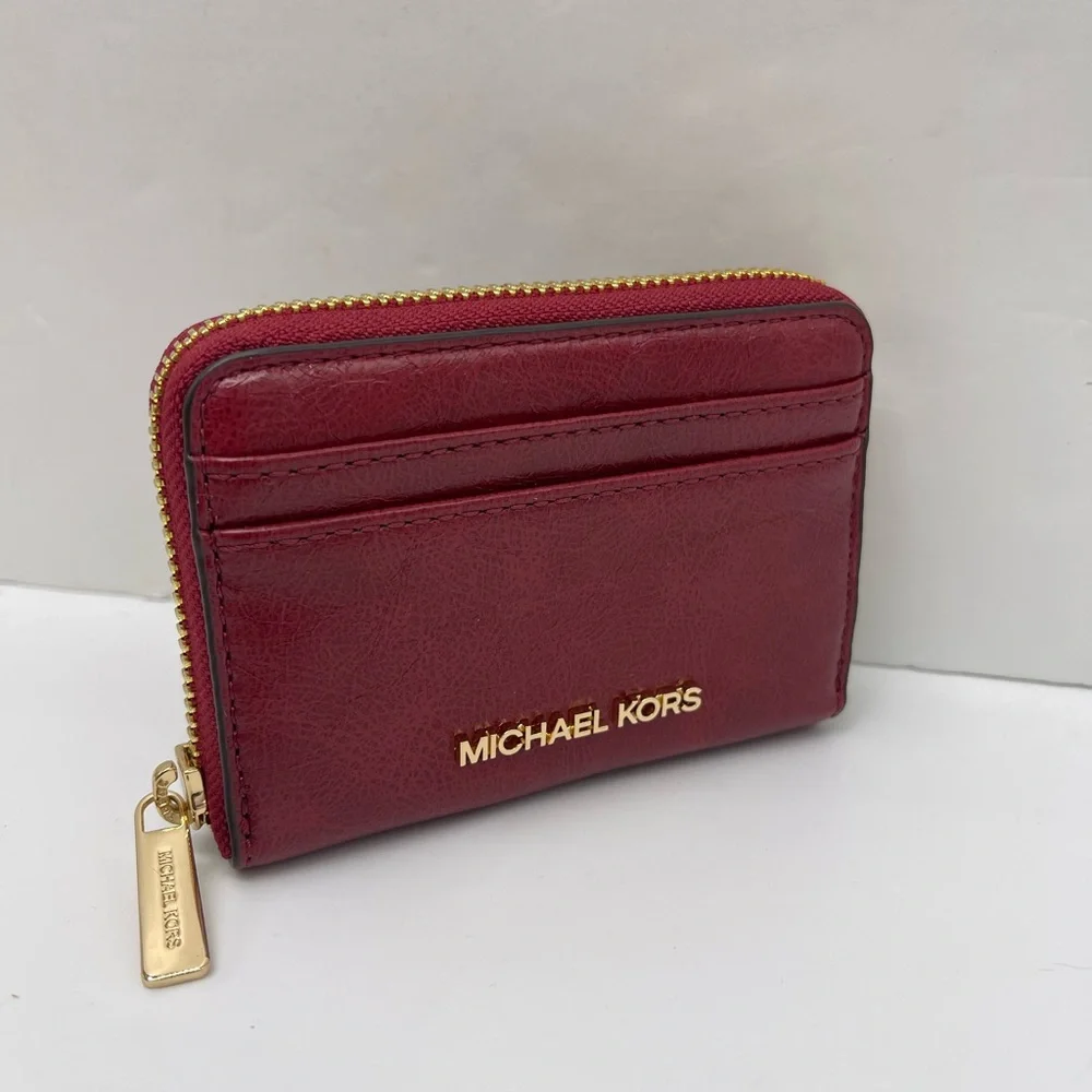 MICHAEL KORS Jet Set Medium Distressed Zip Around Card Case
Cherry 
NWT - Picture 8 of 16